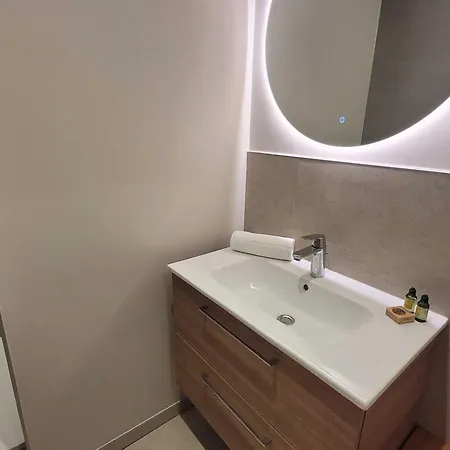 شاليه Familial Renove, Proche Centre, Capacite 12, Parking, Wifi - Fr-1-598-195